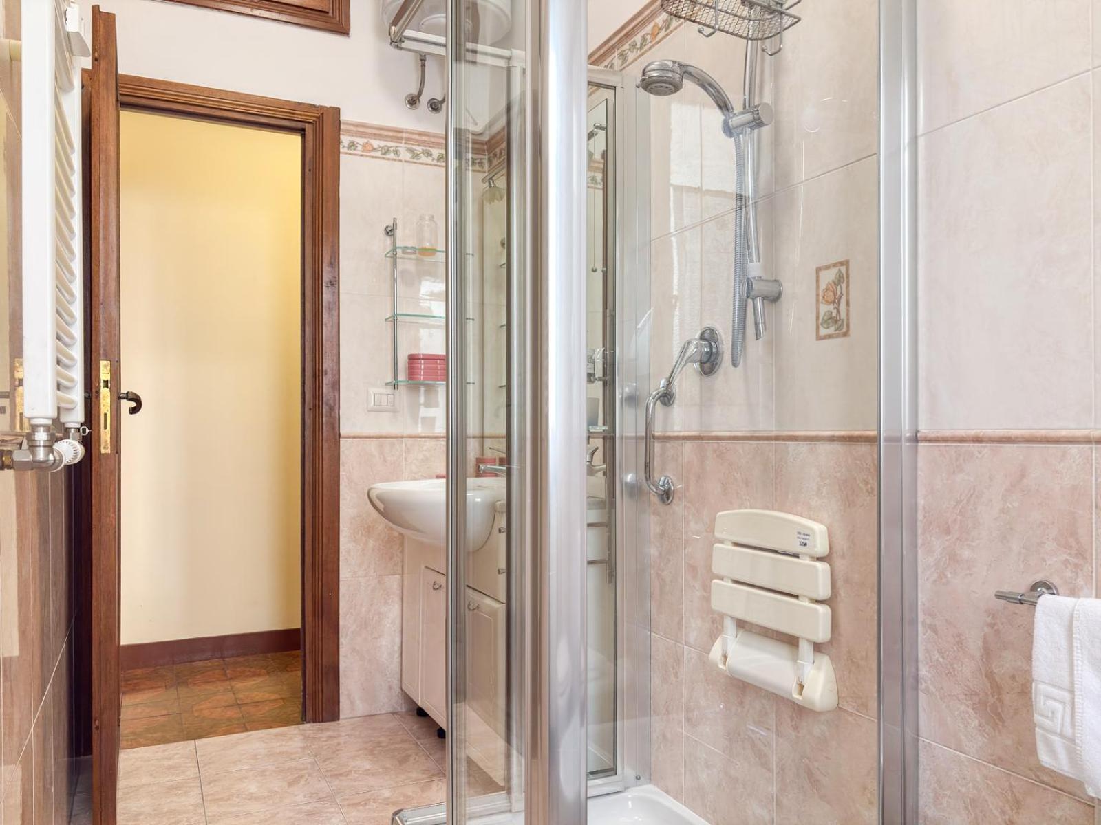 Appartamento Metro B - La Dolce A Via Carnia Retreat *