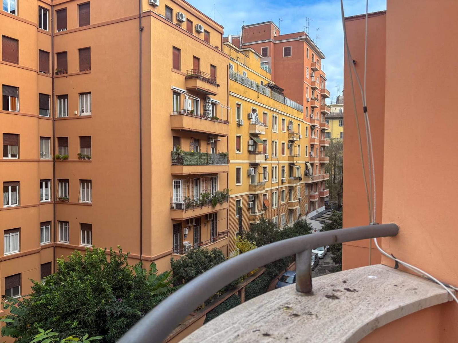 Metro B - La Dolce A Via Carnia Retreat Appartamento *